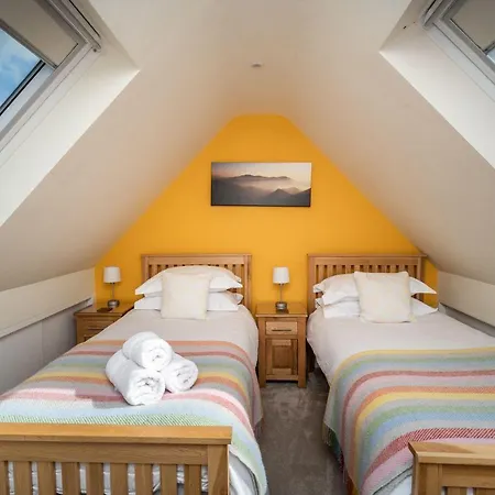 Skiddaw Skies Keswick (Cumbria)